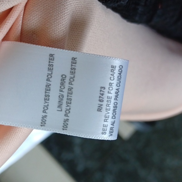 Gabby Skye  Floral Lace Fit-&-Flare Dress size 6 - Picture 6 of 7